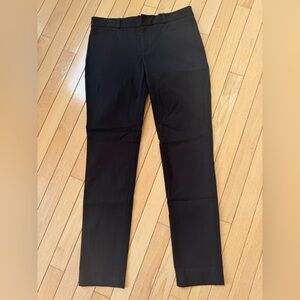 Banana Republic Black Sloan ankle dress pants, front/back pockets size 4L NWOT